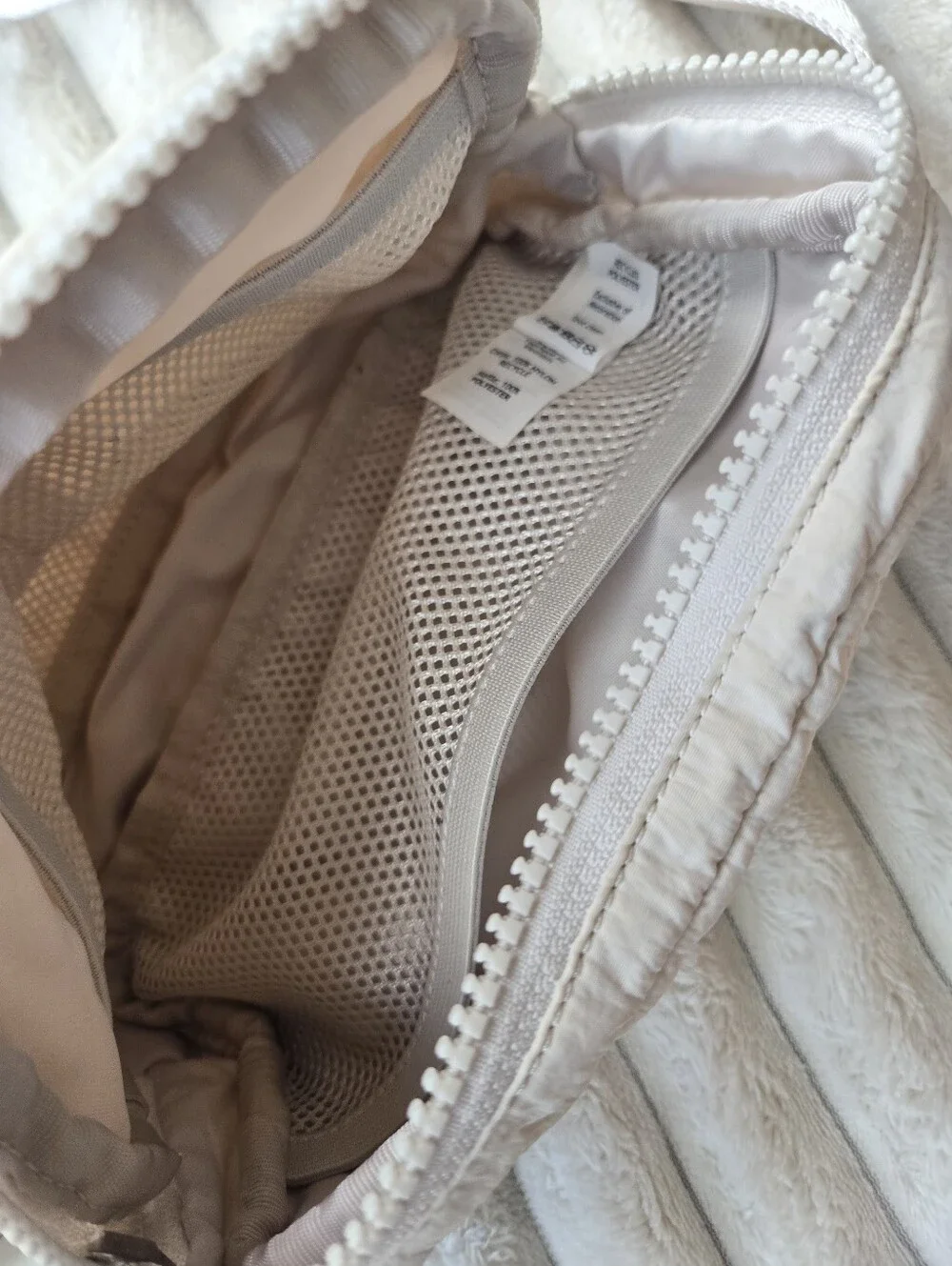 Lululemon Bone Belt Bag